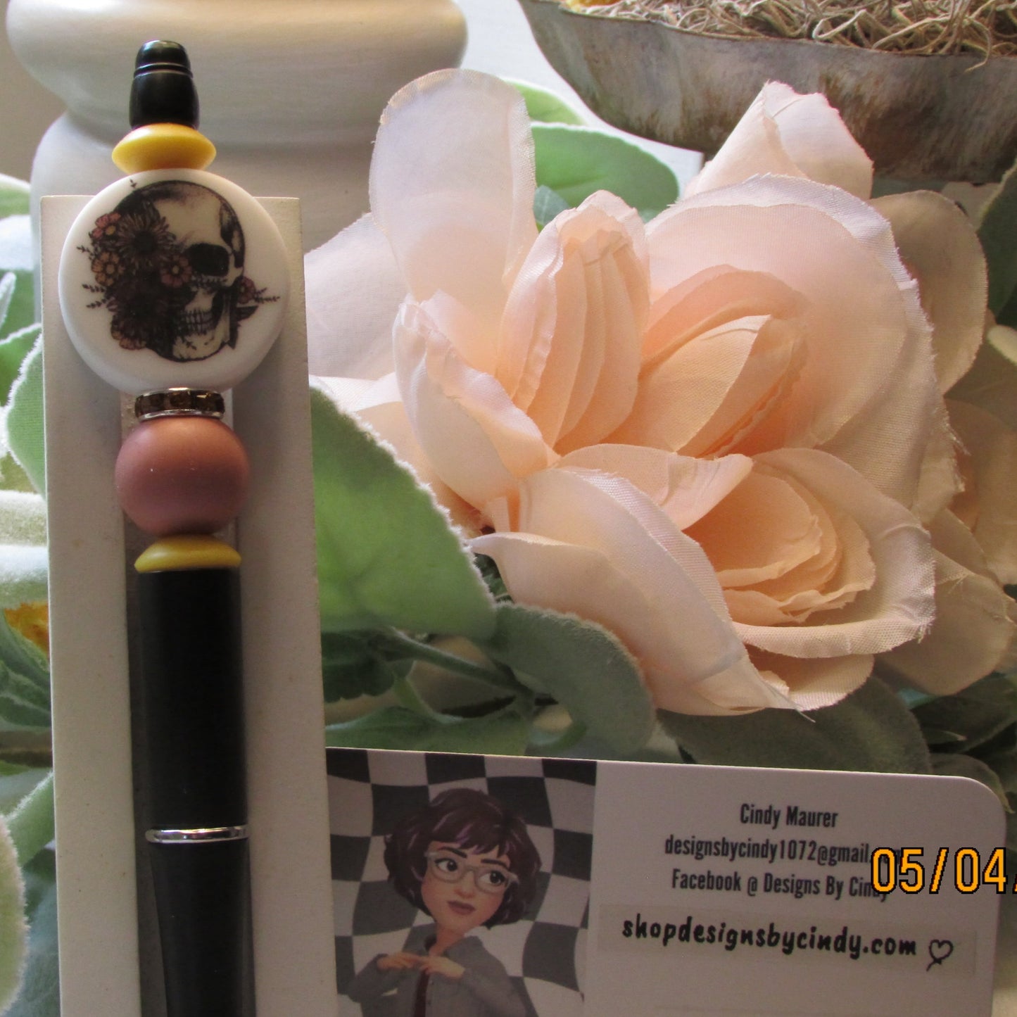 Pen/ Peach Skull
