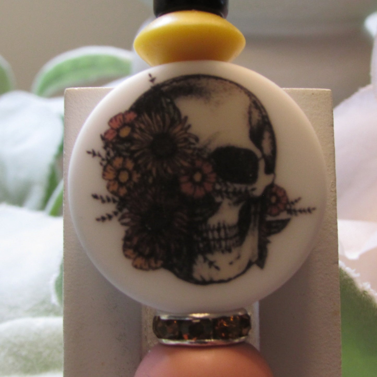 Pen/ Peach Skull