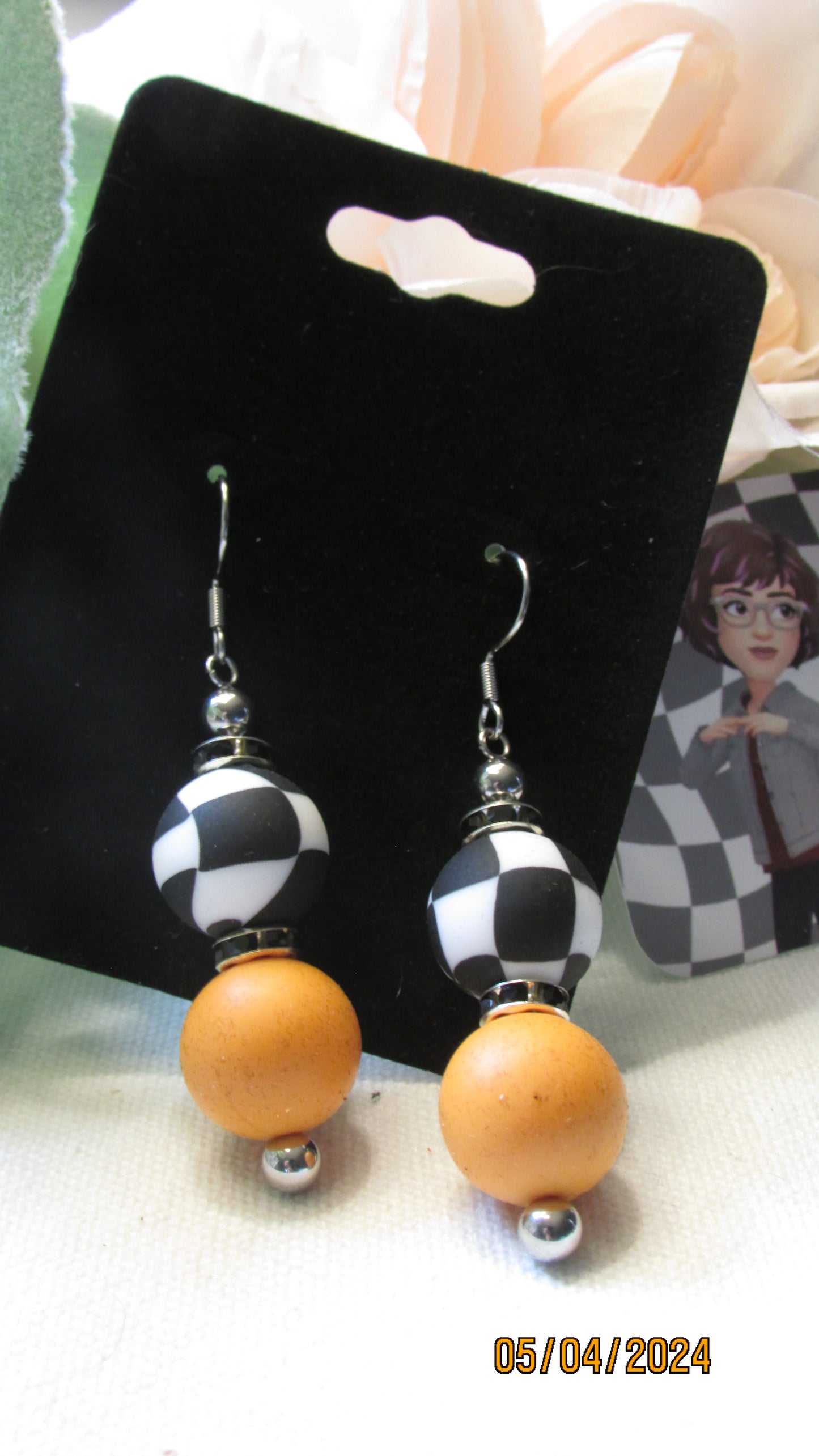 Earrings/ Mustered checkered